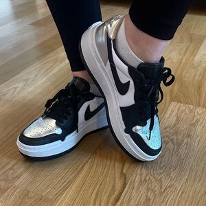 Nike Air Jordan 1 Elevate Low SE Silver Toe W Size 8.5 Women White/Black/Silver